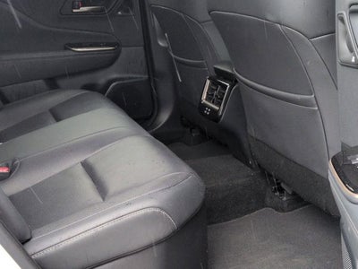 2024 Toyota CROWN Platinum