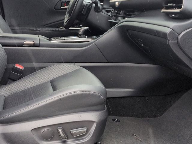 2024 Toyota CROWN Platinum