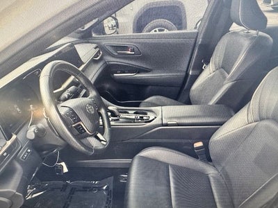 2024 Toyota CROWN Platinum