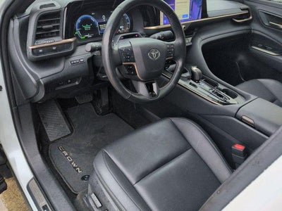 2024 Toyota CROWN Platinum