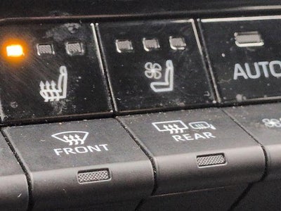 2024 Toyota CROWN Platinum