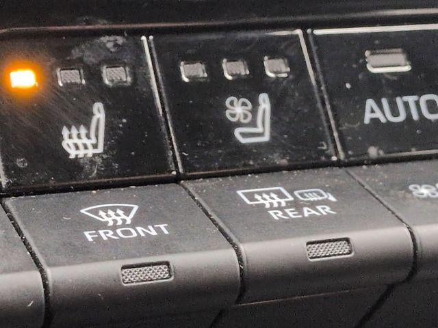 2024 Toyota CROWN Platinum