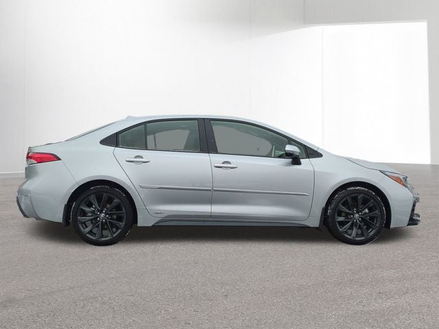 2025 Toyota COROLLA HYBRID SE