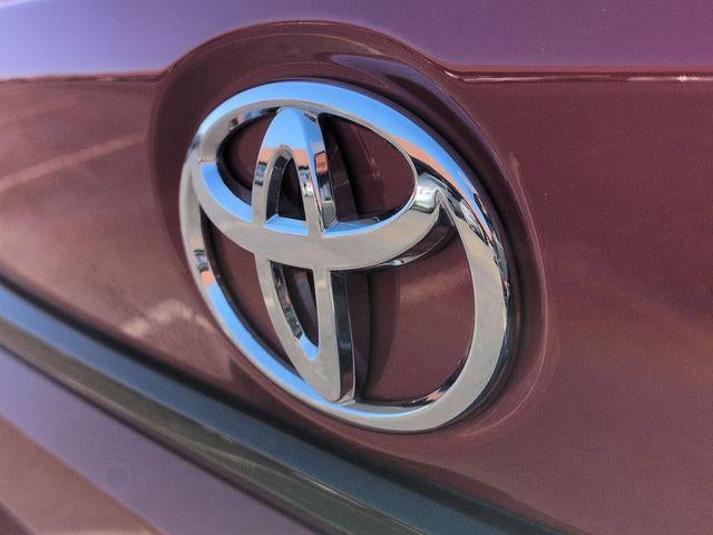 2021 Toyota COROLLA XLE