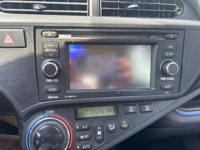 2013 Toyota PRIUS c Three