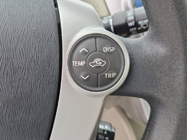 2013 Toyota PRIUS v Three