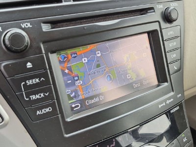 2013 Toyota PRIUS v Three