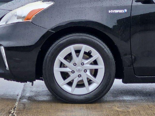 2013 Toyota PRIUS v Three