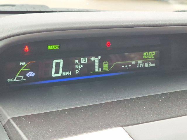 2013 Toyota PRIUS v Three