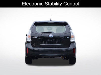 2013 Toyota PRIUS v Three