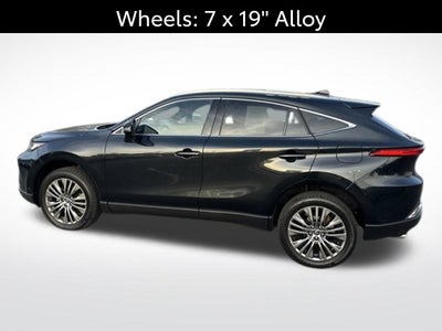 2023 Toyota Venza XLE
