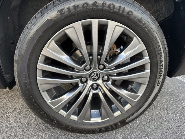 2023 Toyota Venza XLE