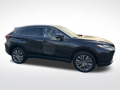 2023 Toyota Venza XLE