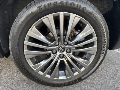2023 Toyota Venza XLE