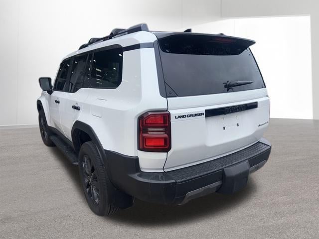 2025 Toyota LAND CRUISER Base