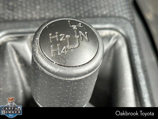 2010 Toyota FJ CRUISER Base
