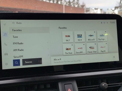 2025 Lexus UX300h PREM AWD 300h Premium