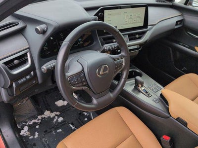 2025 Lexus UX300h PREM AWD 300h Premium