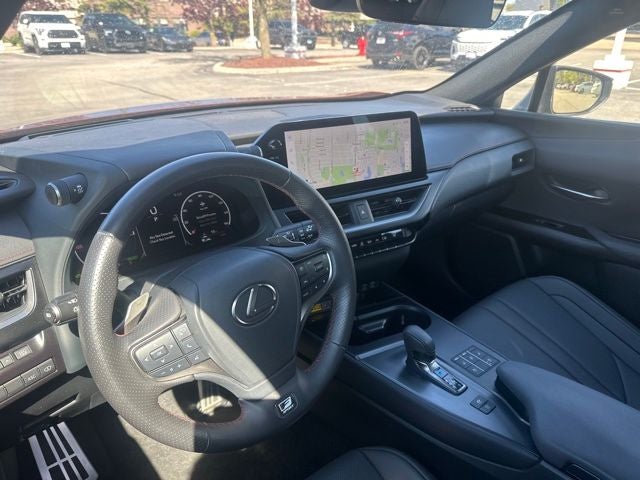 2025 Lexus UX 300h F SPORT Handling