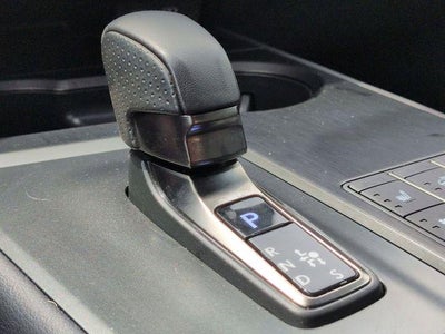 2025 Lexus UX300h F SPORT H 300h F SPORT Handling