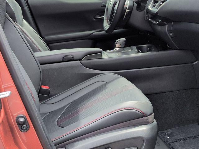 2025 Lexus UX300h F SPORT H 300h F SPORT Handling
