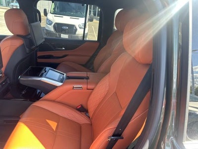2025 Lexus LX 700h Ultra Luxury