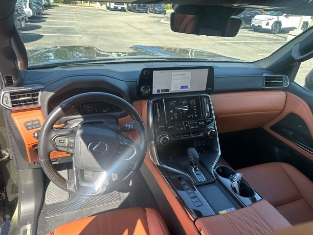 2025 Lexus LX 700h Ultra Luxury
