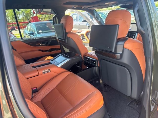 2025 Lexus LX 700h Ultra Luxury