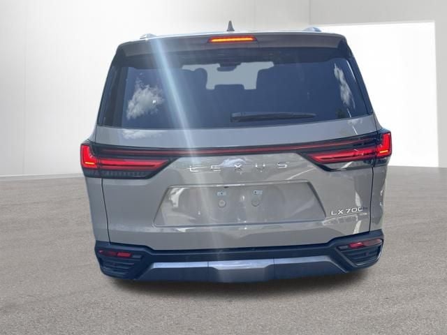 2025 Lexus LX 700h Overtrail