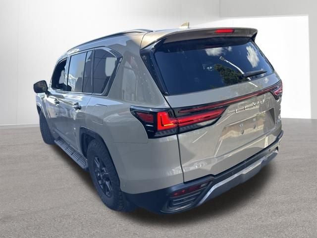 2025 Lexus LX 700h Overtrail