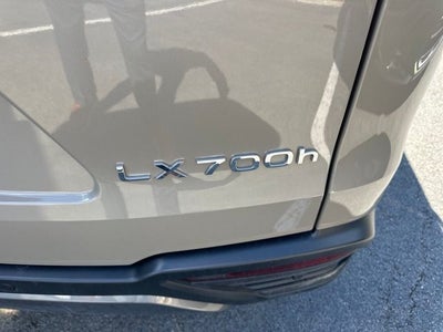 2025 Lexus LX 700h Overtrail