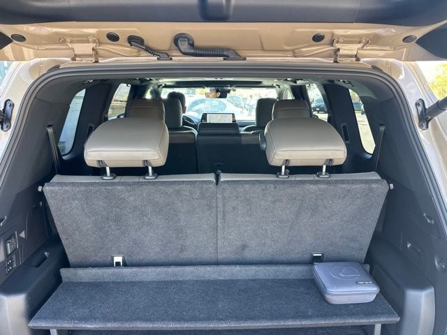 2025 Lexus LX 700h Overtrail