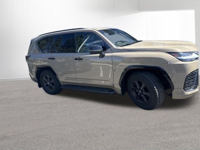 2025 Lexus LX 700h Overtrail