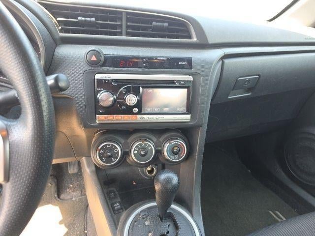 2011 Scion SCION tC Base