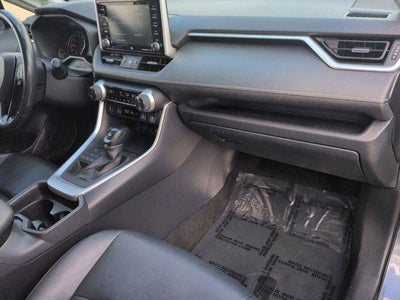 2020 Toyota RAV4 XLE Premium