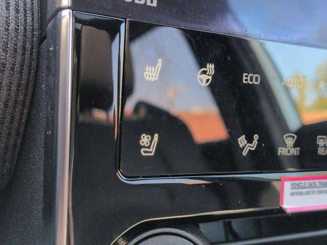 2023 Toyota bZ4X Limited