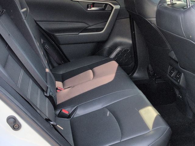 2025 Toyota RAV4 Hybrid XLE Premium