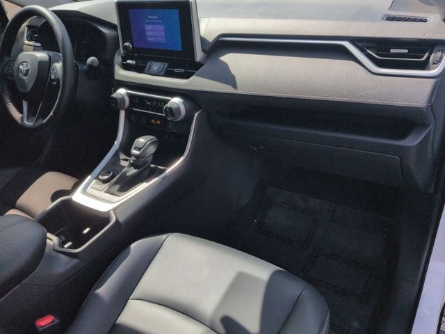 2025 Toyota RAV4 Hybrid XLE Premium