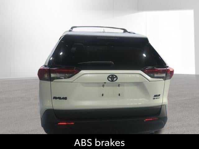 2025 Toyota RAV4 Hybrid XLE Premium