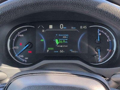 2025 Toyota RAV4 HYBRID LE