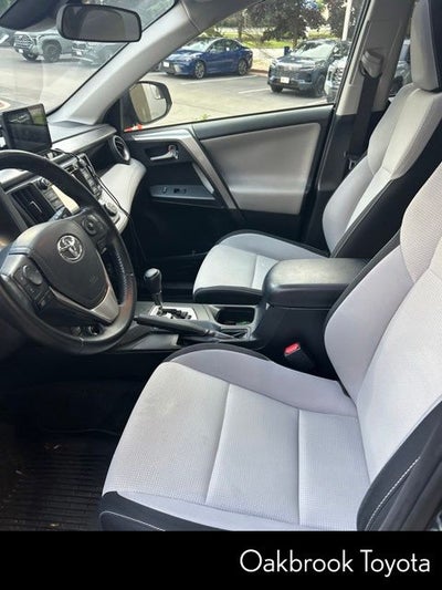 2017 Toyota RAV4 Hybrid XLE