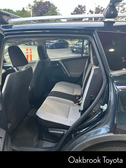 2017 Toyota RAV4 Hybrid XLE