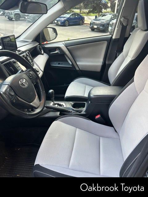 2017 Toyota RAV4 Hybrid XLE