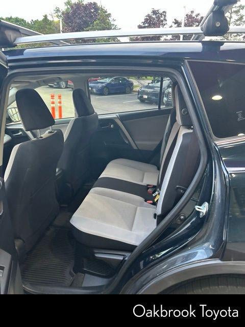 2017 Toyota RAV4 Hybrid XLE