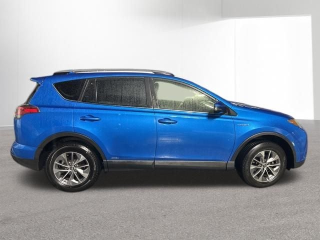 2017 Toyota RAV4 Hybrid XLE