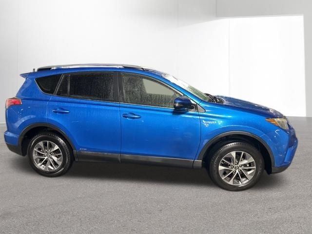 2017 Toyota RAV4 Hybrid XLE