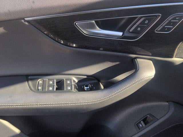 2025 Audi Q7 55 Premium Plus quattro