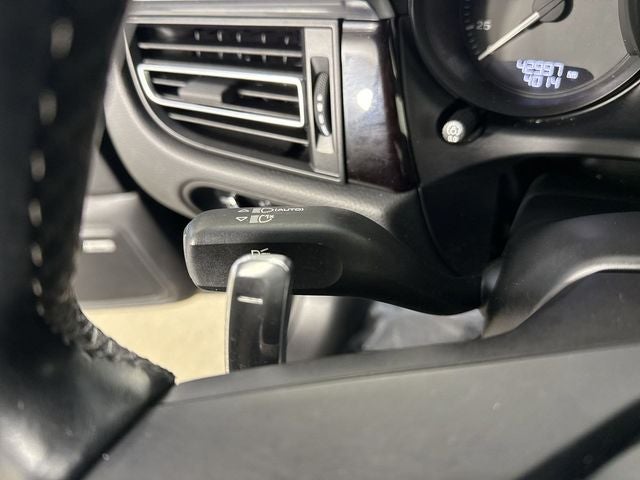 2022 Porsche Macan S