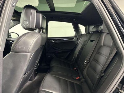 2022 Porsche Macan S