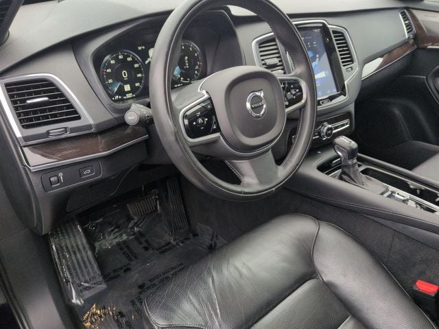 2019 Volvo XC90 T6 Momentum